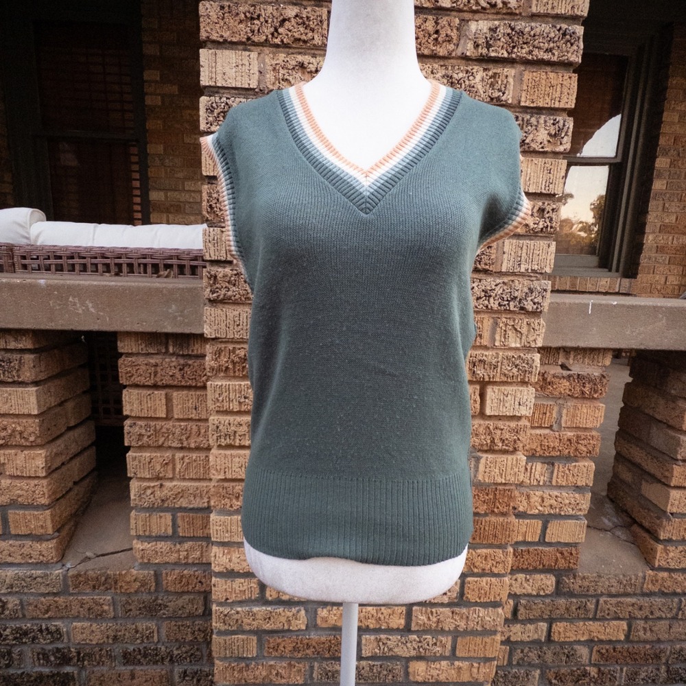 Bobbie Brooks Vintage V-Neck Sweater Vest Green Striped Trim Preppy Sleeveless